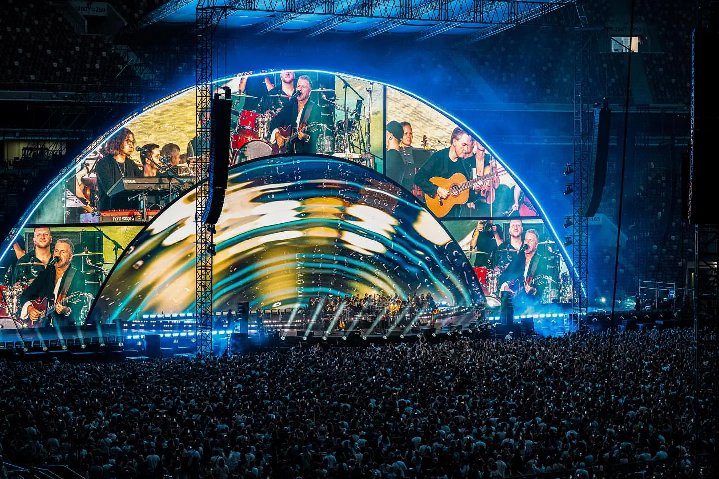 OOPS TEAM FOR LEONID AGUTIN @agutinleonid MOSCOW July 26, 2025 Venue - @luzhniki_official _ Stage design, show programming_ @oops_team Organization of the concert_ @melnitsa_ca Content_ @oops_team, @m.webp