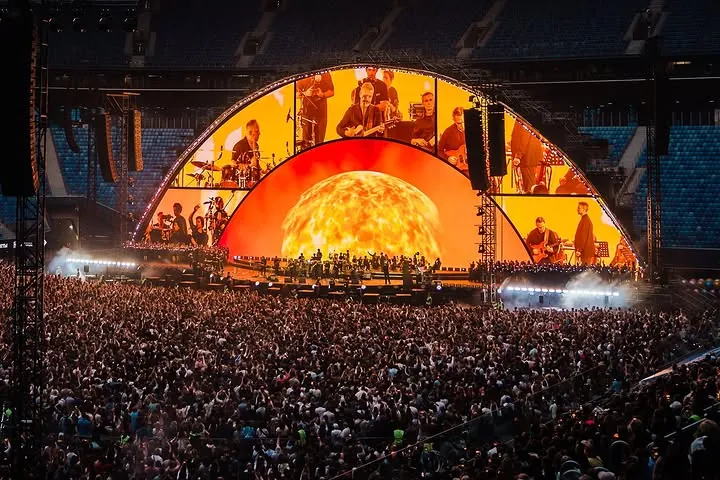 OOPS TEAM FOR LEONID AGUTIN @agutinleonid SAINT PETERSBURG June 28, 2025 Venue - @gazpromarena _ Stage design, show programming_ @oops_team Organization of the concert_ @melnitsa_ca Content_ @oops_tea 3.webp