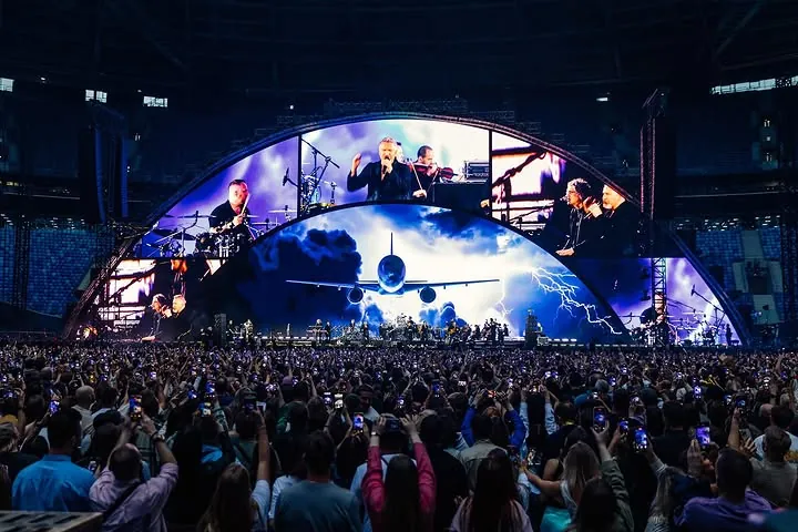 OOPS TEAM FOR LEONID AGUTIN @agutinleonid SAINT PETERSBURG June 28, 2025 Venue - @gazpromarena _ Stage design, show programming_ @oops_team Organization of the concert_ @melnitsa_ca Content_ @oops_tea.webp
